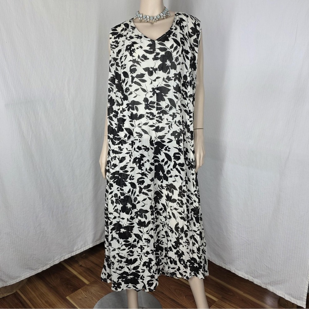 Only Necessities Dress Womens 2X Black White Floral Maxi Sleeveless Resort Wear
